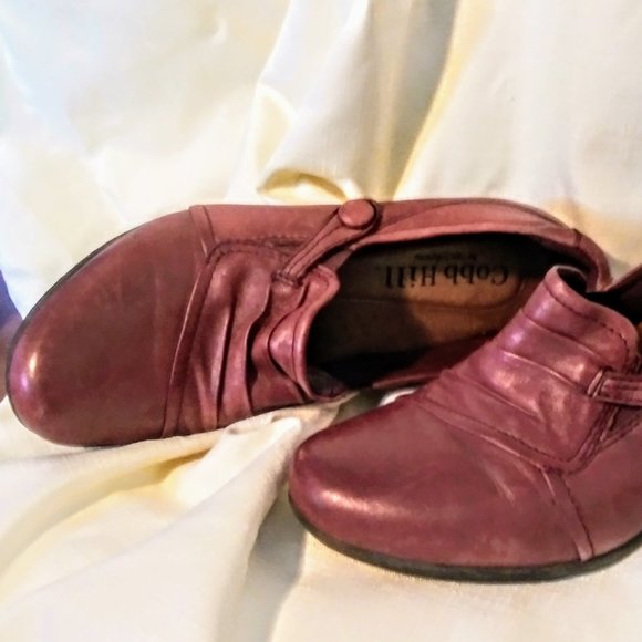 Cobb Hill Leather with Button & Leather Twist - Picture 3 of 3